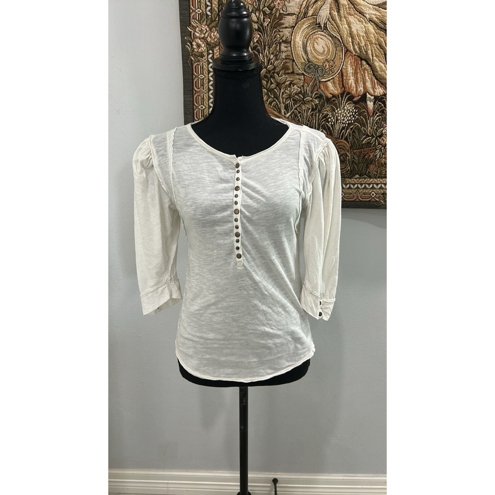 We‎ The Free. Free People Puffy  3/4 Sleeves Henley Ivory Top Size Small $68